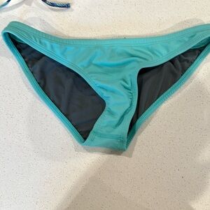 Jolyn bottoms size large